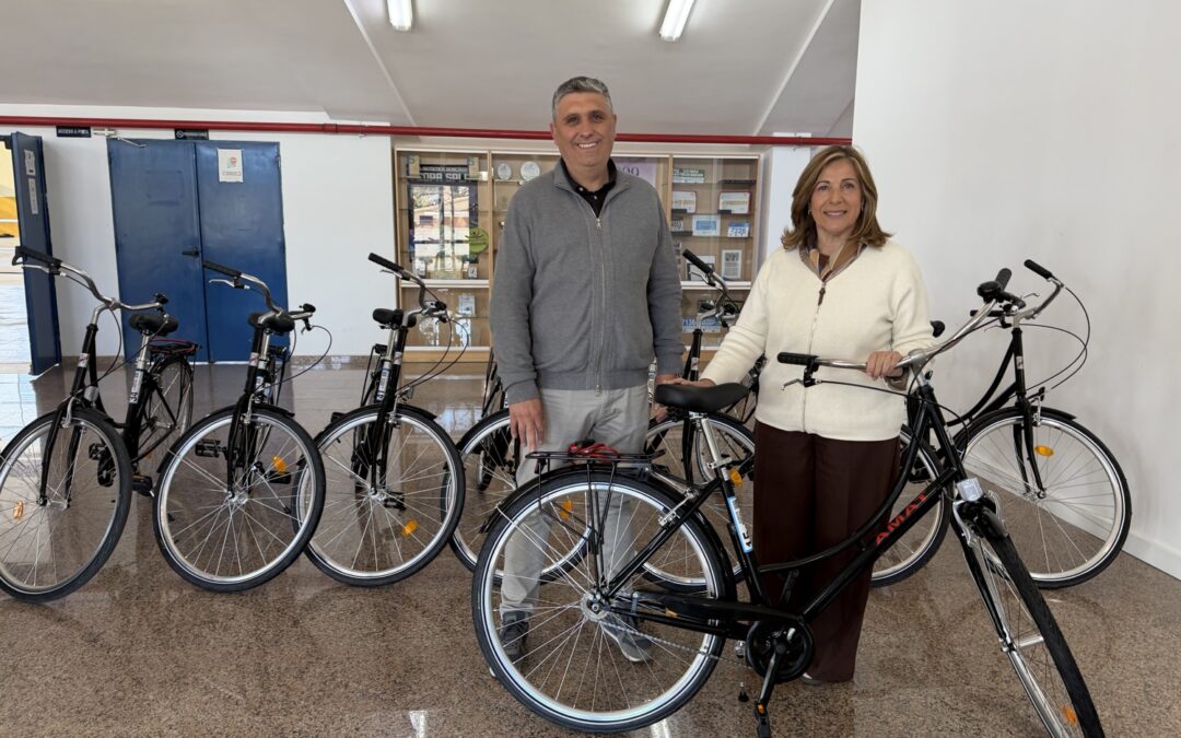 Benicàssim apuesta por la movilidad sostenible con la renovación de la totalidad de su flota de bicicletas de préstamo