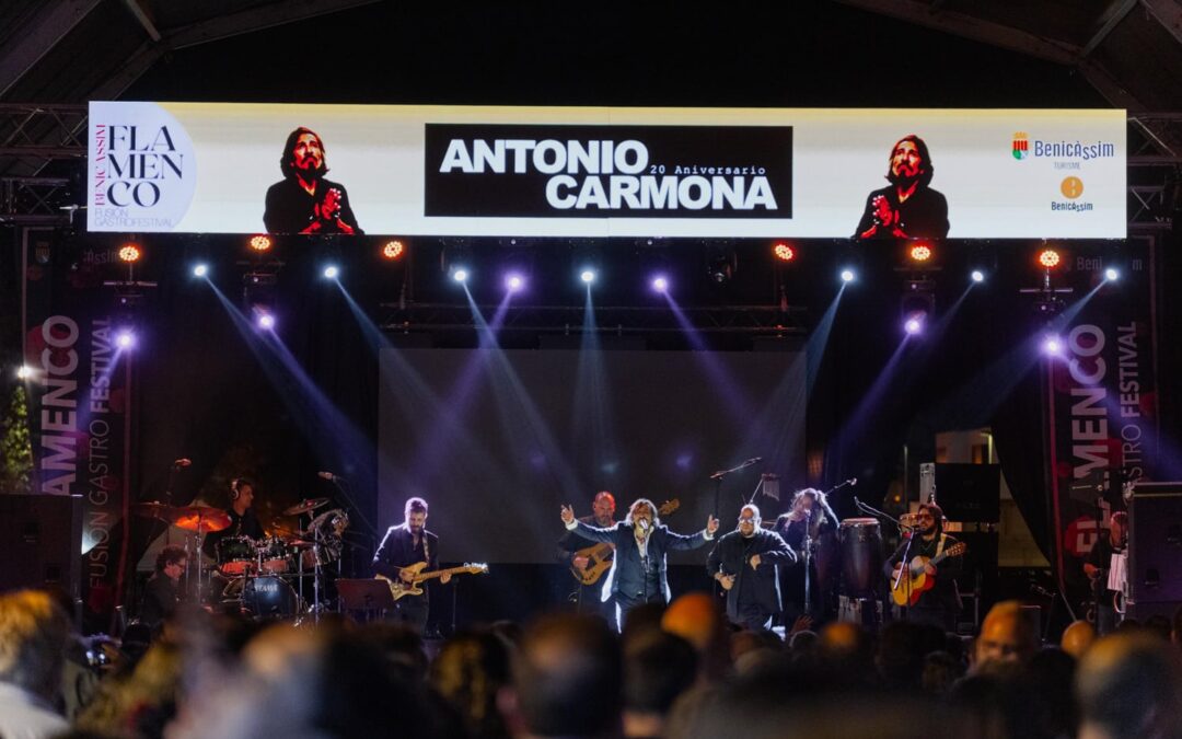 Benicàssim vive un intenso fin de semana con el Flamenco Fusión Gastro Festival, llenando sus calles de música, buena gastronomía y ocio familiar